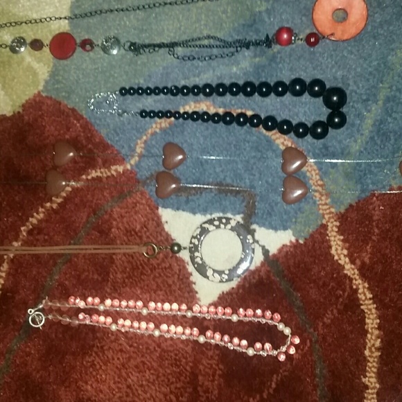 Necklace bundle - Picture 2 of 8